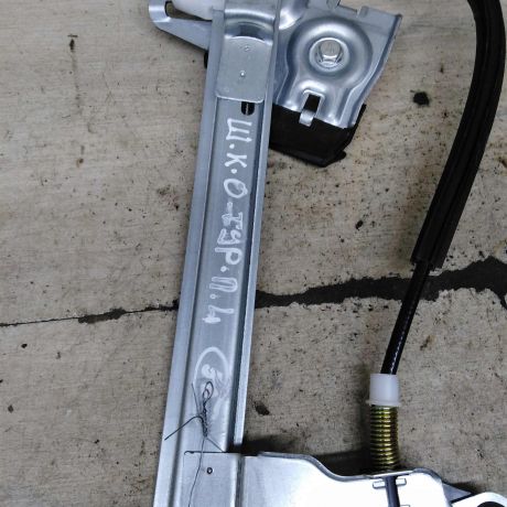 steklopodieemnik-elektriceskii-perednii-levyi-skoda-octavia-tour-art-108026-big-5