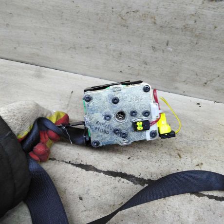 remen-bezopasnosti-perednii-pravyi-toyota-corolla-x-e140-e150-art-108098-big-1