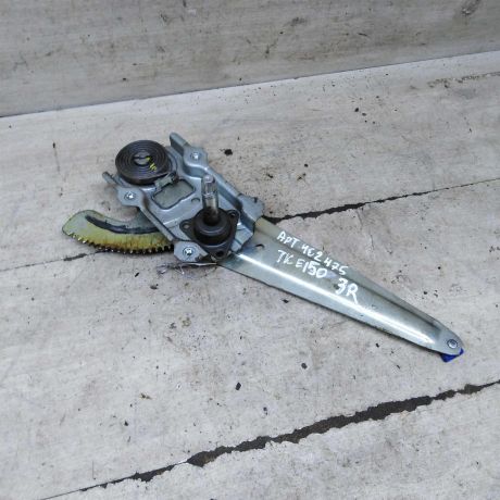 steklopodieemnik-elektriceskii-zadnii-pravyi-toyota-corolla-x-e140-e150-art-108137-big-0