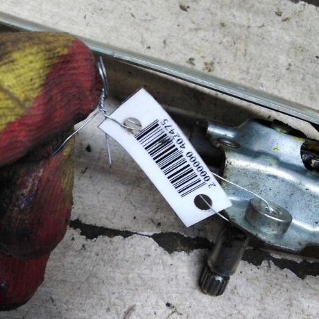 steklopodieemnik-elektriceskii-zadnii-pravyi-toyota-corolla-x-e140-e150-art-108137-big-1