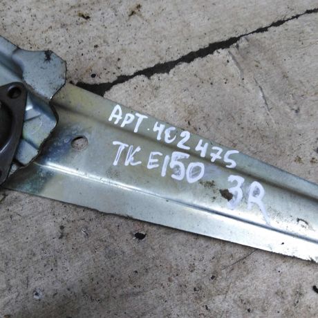 steklopodieemnik-elektriceskii-zadnii-pravyi-toyota-corolla-x-e140-e150-art-108137-big-2