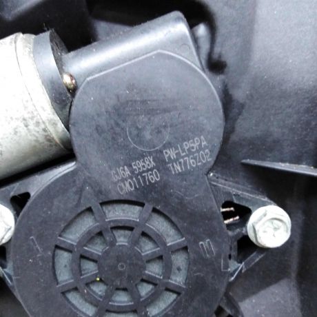 steklopodieemnik-elektriceskii-perednii-levyi-mazda-3-bk-art-108787-big-5