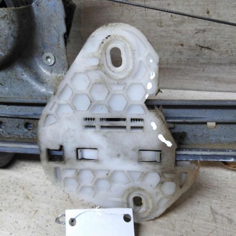 steklopodieemnik-elektriceskii-perednii-pravyi-renault-logan-i-art-108897-big-2