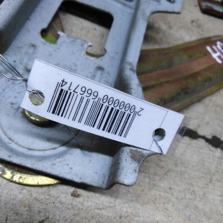 steklopodieemnik-mexaniceskii-zadnii-levyi-nissan-almera-classic-art-109096-big-1