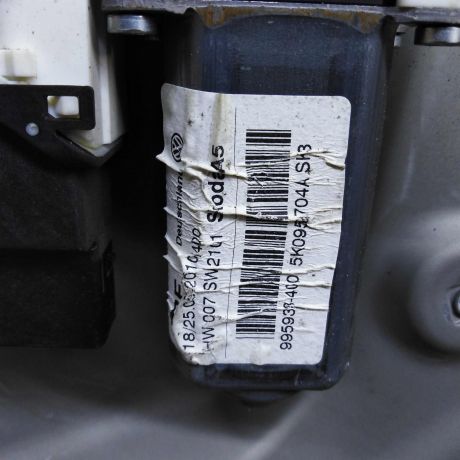 steklopodieemnik-elektriceskii-zadnii-pravyi-skoda-octavia-a5-art-109168-big-3