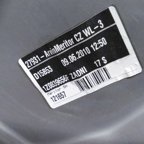 steklopodieemnik-elektriceskii-zadnii-pravyi-skoda-octavia-a5-art-109168-big-2