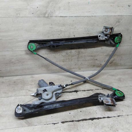 steklopodieemnik-elektriceskii-perednii-pravyi-ford-focus-1-art-109613-big-6