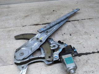 steklopodieemnik-elektriceskii-zadnii-pravyi-nissan-tiida-i-art-110071