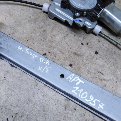 steklopodieemnik-elektriceskii-perednii-pravyi-nissan-tiida-i-art-110111-big-4