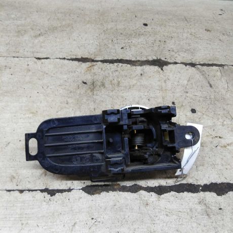 rucka-dveri-vnutrenniaia-peredniaia-levaia-nissan-tiida-i-art-110308-big-1