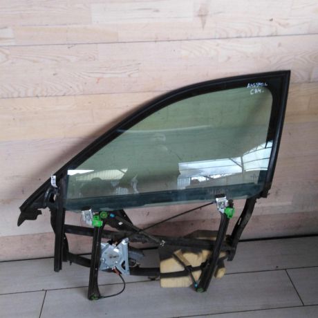 steklopodieemnik-elektriceskii-perednii-levyi-audi-a4-b5-art-110868-big-0