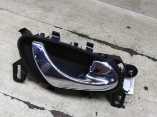 rucka-dveri-vnutrenniaia-zadniaia-pravaia-nissan-qashqai-ii-restailing-art-110896