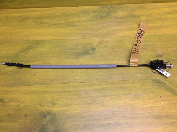 tros-otkryvaniia-dveri-volkswagen-polo-sedan-2015-art-12049-big-0