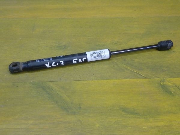 amortizator-dveri-bagaznika-hyunday-sonata-2007-art-12557-big-1