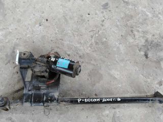 trapeciia-dvornikov-v-sbore-renault-logan-art-15074