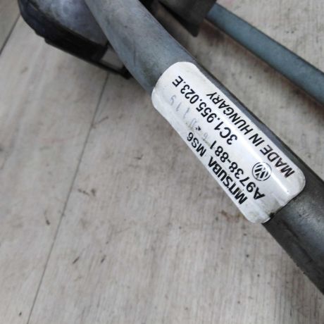 trapeciia-dvornikov-volkswagen-passat-b6-art-20867-big-4