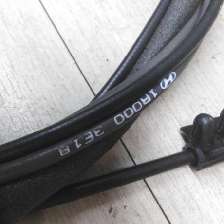 tros-bagaznika-liucka-benzobaka-hyundai-solaris-art-22783-big-1