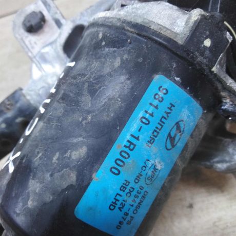 trapeciia-dvornikov-hyundai-solaris-art-22801-big-1