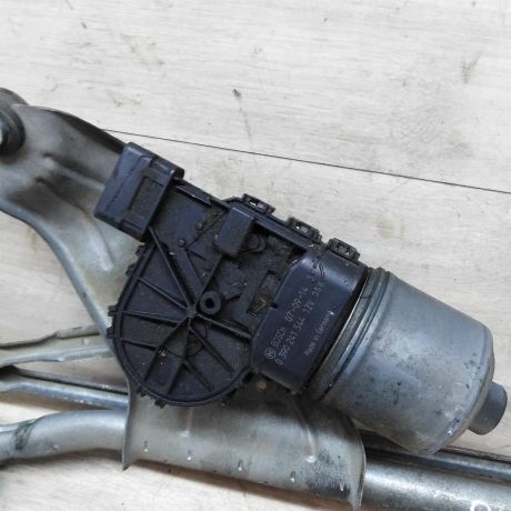 trapeciia-dvornikov-renault-logan-art-24399-big-2