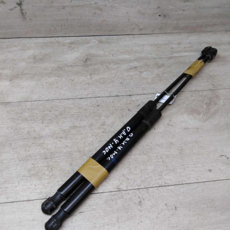 amortizator-kryski-bagaznika-opel-astra-h-rest-universal-art-26087-big-0