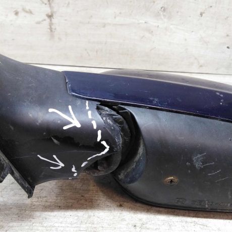 zerkalo-levoe-audi-a6-c5-defekt-stekla-korpusa-art-26514-big-1