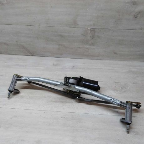 trapeciia-dvornikov-volkswagen-golf-4-art-27837-big-0