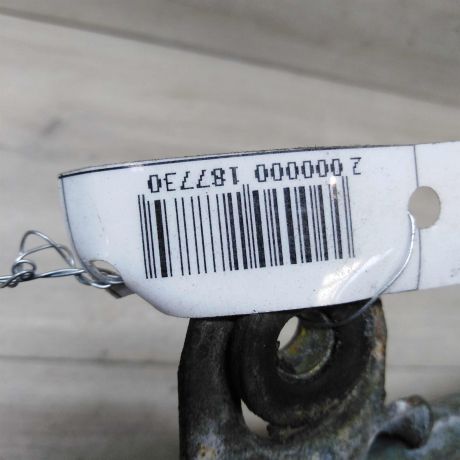 trapeciia-dvornikov-audi-a3-art-27855-big-2