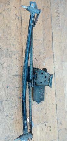 trapeciia-dvornikov-audi-80-b3-art-28074-big-1