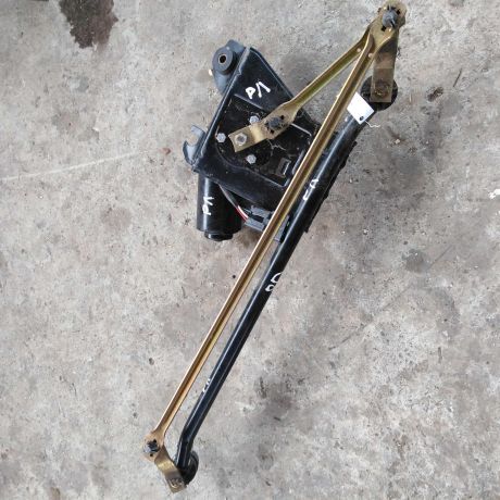 trapeciia-dvornikov-renault-logan-art-28860-big-0