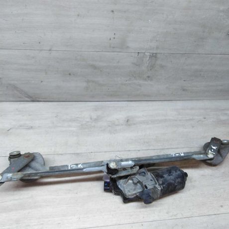 trapeciia-dvornikov-v-sbore-toyota-corolla-e120-art-29288-big-1