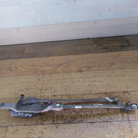 trapeciia-dvornikov-s-motorcikom-ford-focus-2-do-rest-art-32220-big-0