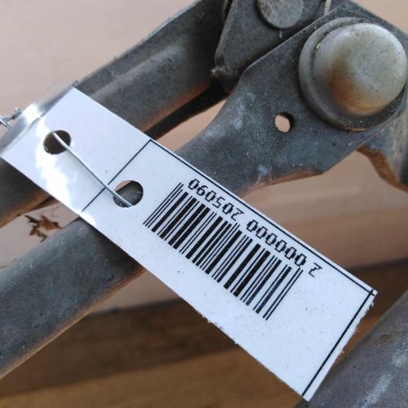 trapeciia-dvornikov-s-motorcikom-ford-focus-2-do-rest-art-32220-big-1