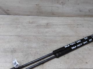 amortizator-kryski-bagaznika-volkswagen-polo-4-art-32691