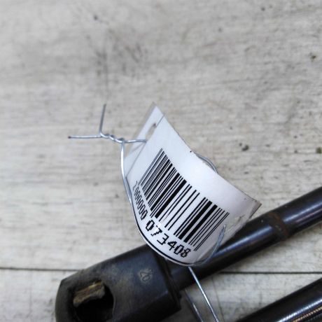 amortizator-kryski-bagaznika-volkswagen-polo-4-art-32691-big-2