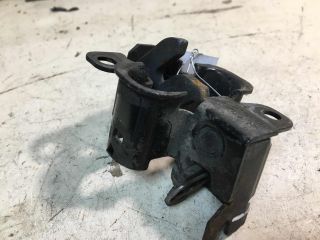 fiksator-zamka-kapota-mercedes-w203-do-rest-art-33764