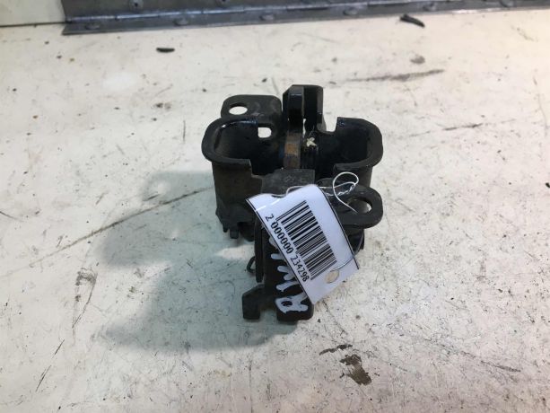 fiksator-zamka-kapota-mercedes-w203-do-rest-art-33766-big-1