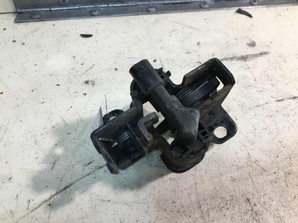 fiksator-zamka-kapota-mercedes-w203-do-rest-art-33766-big-0