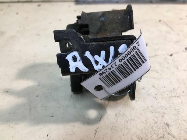 fiksator-zamka-kapota-mercedes-w203-do-rest-art-33766-big-2