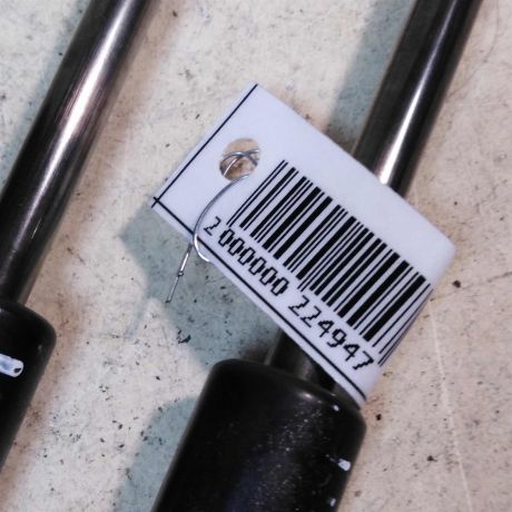 amortizator-bagaznika-upor-mazda-3-bk-sedan-mkpp-16i-art-35058-big-1