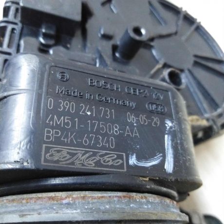 trapeciia-dvornikov-peredniaia-s-motorcikom-ford-focus-2-do-rest-art-35252-big-3