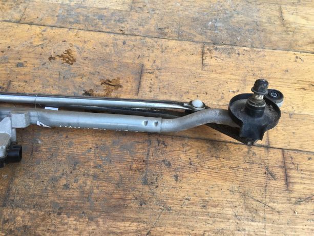 trapeciia-dvornikov-toyota-camry-v50-art-36448-big-3