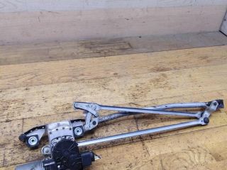 trapeciia-stekloocistitelei-ford-c-max-s-motorcikom-do-rest-art-40759