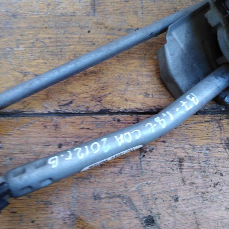 trapeciia-stekloocistitelia-volkswagen-passat-b7-art-41358-big-2