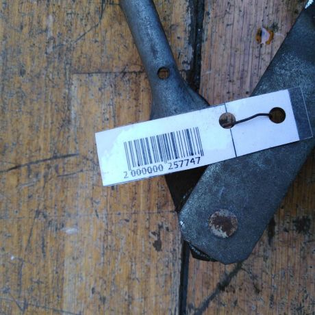 trapeciia-stekloocistitelia-volkswagen-passat-b7-art-41358-big-7