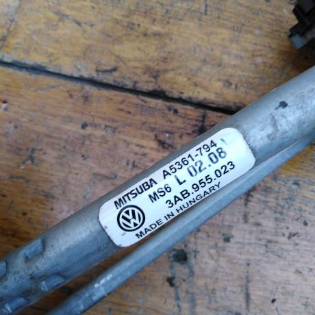 trapeciia-stekloocistitelia-volkswagen-passat-b7-art-41358-big-4