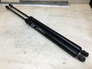 amortizator-kryski-bagaznika-volkswagen-sharan-do-rest-art-41690