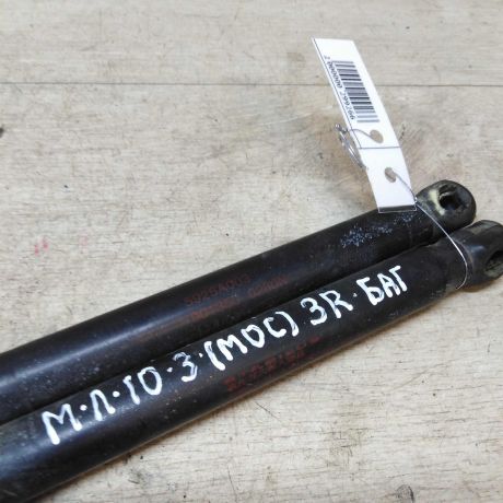 amortizator-kryski-bagaznika-upor-mitsubishi-lancer-10-sedan-1-stuka-art-42048-big-2