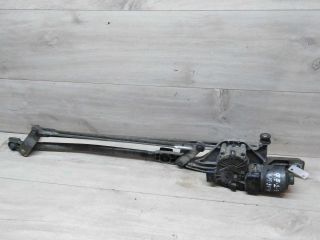 trapeciia-stekloocistitelia-v-sbore-ford-focus-2-do-rest-art-46109