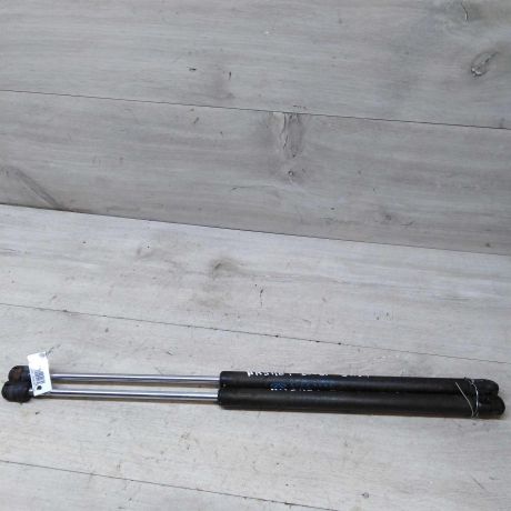 amortizator-kryski-bagaznika-chery-amulet-16i-art-46205-big-0