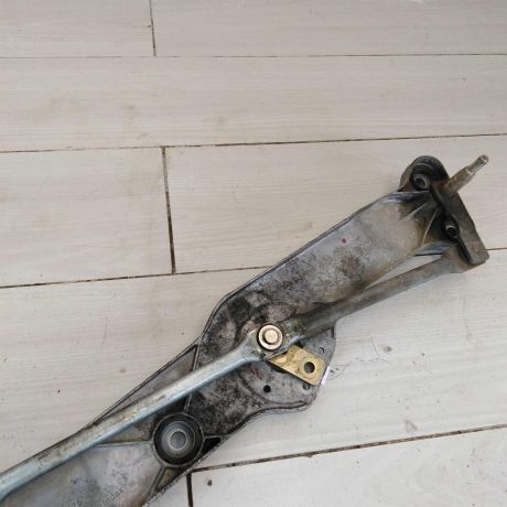 trapeciia-stekloocistitelia-bmw-e39-art-47544-big-1